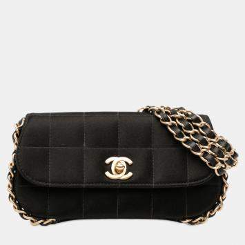 مملوكة مسبقًا Chanel Black Mini Chocolate Bar Satin Triple Chain Single Flap