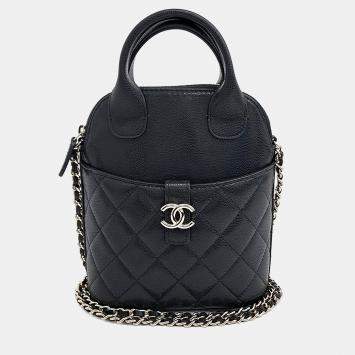 مملوكة مسبقًا Chanel Black Leather Caviar Top Handle Chain Crossbody Bag