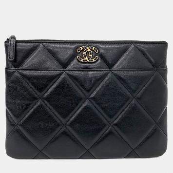 مملوكة مسبقًا Chanel Black Leather 19 Clutch New Medium