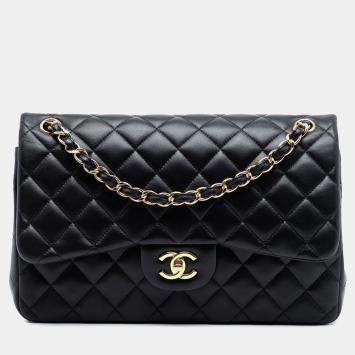 مملوكة مسبقًا Chanel Black Jumbo Classic Lambskin Double Flap