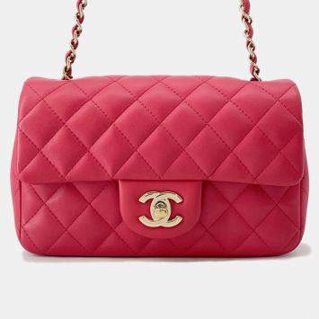 مملوكة مسبقًا Chanel Mini Matelasse Chain shoulder Bag Pink Lambskin Size 20