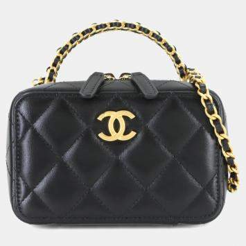 Pre Owned Chanel Matelasse Chain Shoulder Handbag In Black Lambskin