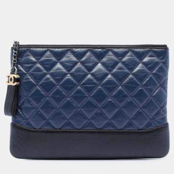 مملوكة مسبقًا Chanel Blue Medium Aged Calfskin Gabrielle O Case Clutch