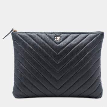 Pre Owned Chanel Black Medium CC Chevron Caviar O Case Clutch