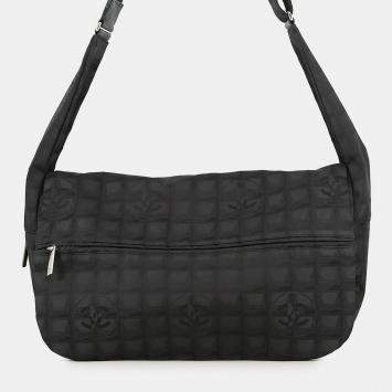 مملوكة مسبقًا Chanel New Travel Messenger Bag Black Nylon