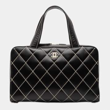 Pre Owned Chanel Black CC Lambskin Wild Stitch Handbag