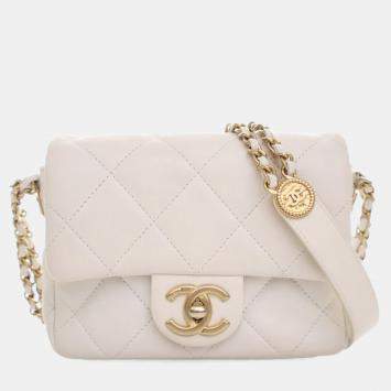 مملوكة مسبقًا حقيبة شانيال ميني كافيار رفرف مربع للعملات