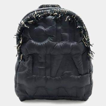 مملوكة مسبقًا Chanel Doudaune Coconnege Backpack/Daypack Embossed Nylon Tweed Black