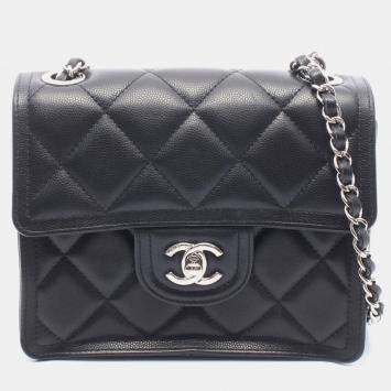 مملوكة مسبقًا Chanel Black Quilted Leather Caviar Flap Bag