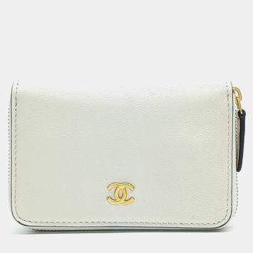 Pre Owned Chanel White Leather Chanel Card Holder AP5215