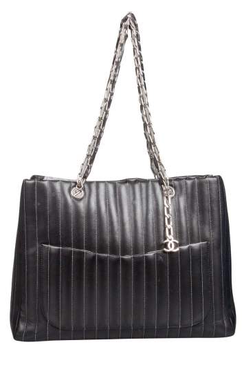 Pre Owned Chanel Black Vertical Quilted Leather Large Mademoiselle Tote