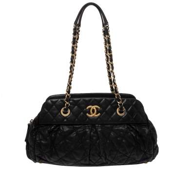 مملوكة مسبقًا Chanel Black Quilted Iridescent Leather Chic Quilt Bag