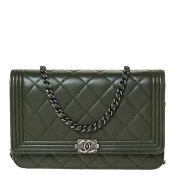 Pre Owned Chanel Moose Green Quilted Leather Boy Wallet on Chain