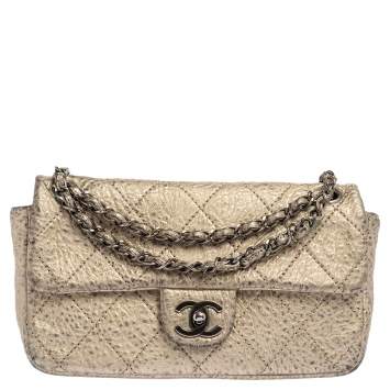 مملوكة مسبقًا Chanel Metallic Gold Quilted Leather Flap Bag