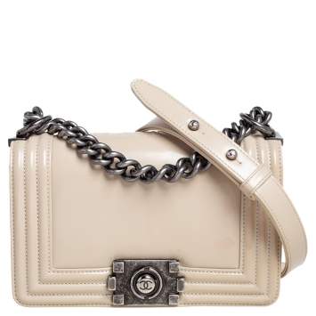 Pre Owned Chanel Beige Glazed Leather Small Boy Flap Bag