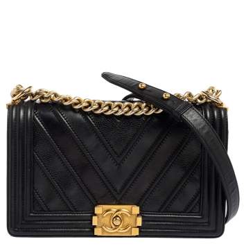 Pre Owned Chanel Black Chevron Caviar Leather Medium Boy Flap Bag