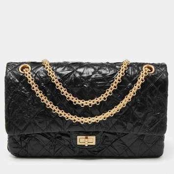 Pre Owned Chanel Black Textured Leather Reissue 2.55 Classic 226 Flap Bag