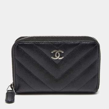 Pre Owned Chanel Black Quilted Caviar Leather Zip Around Coin Purse