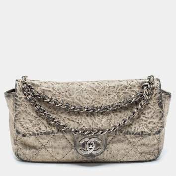 Pre Owned Chanel Light Gold Crinkled Leather Medium Classic Single Flap Bag
