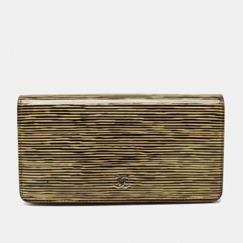 Pre Owned Chanel Yellow Striped Patent Leather CC Long Bifold Wallet