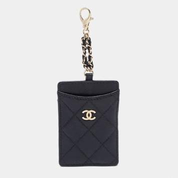 Pre Owned Chanel Black Quilted Leather CC ID Card Holder