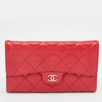 Pre Owned Chanel Red Quilted Caviar Leather Classic Flap Wallet