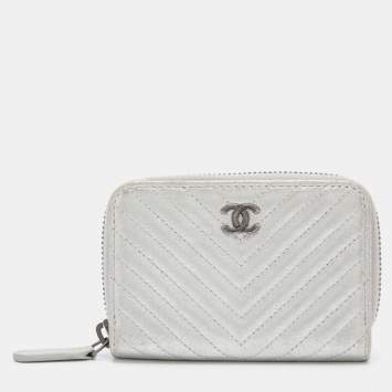 Pre Owned Chanel Metallic Silver Chevron Leather CC Zip Coin Purse