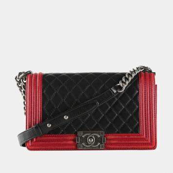 Pre Owned Chanel Black Quilted Leather With Red Trims Old Medium Boy Shoulder Bag
