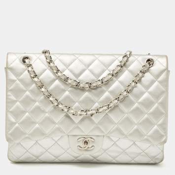 Pre Owned Chanel Silver Quilted Leather Maxi Classic Single Flap Bag