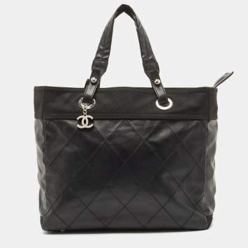Pre Owned Chanel Black Quilted Coated and Canvas Paris Biarritz Grand Shopper Tote