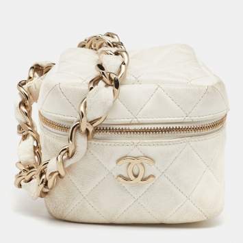 Pre Owned Chanel White Quilted Leather Vanity Case Wristlet Pouch 