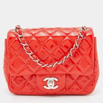 CHANEL Classic Maxi Black Leather Single Flap Bag, Luxury, Bags & Wallets  on Carousell