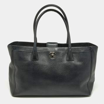 Pre Owned Chanel Black Leather Cerf Shopper Tote