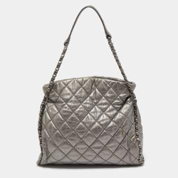 Pre Owned Chanel Grey Quilted Leather Chain Me Hobo