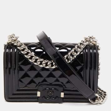 Pre Owned Chanel Black Quilted Patent Leather Small Boy Flap Bag