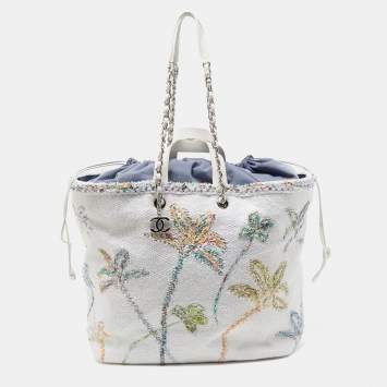 Pre Owned Chanel White/Multicolor Knitted Floral Fabric Large Drawstring Shopper Tote