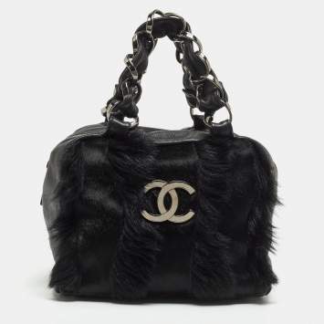 Pre Owned Chanel Black Leather And Calf Hair Boston Bag