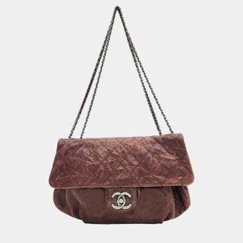 Pre Owned Chanel Burgundy Leather Elastic CC Flap Bag 
