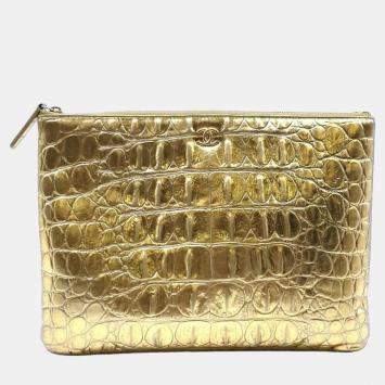 Pre Owned Chanel Gold Leather Clutch