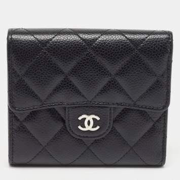 Pre Owned Chanel Black Quilted Caviar Leather Trifold CC Wallet