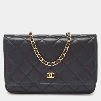 Pre Owned Chanel Black Quilted Leather Classic Wallet on Chain