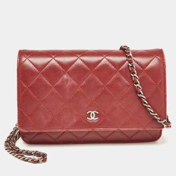 Pre Owned Chanel Burgundy Quilted Leather Classic Wallet on Chain 