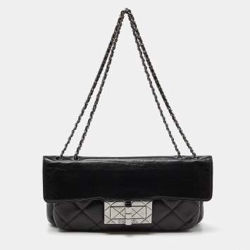 Pre Owned Chanel Black Quilted Leather Reissue Flap Bag