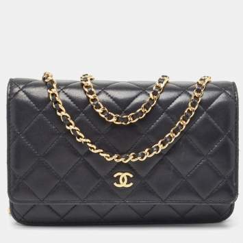 Pre Owned Chanel Black Quilted Leather Classic Wallet on Chain