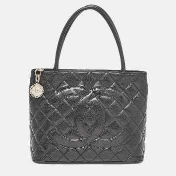 Pre Owned Chanel Black Quilted Caviar Leather Medallion Tote