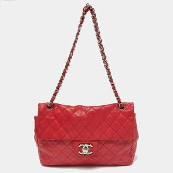 Pre Owned Chanel Red Quilted Leather Maxi Classic Single Flap Bag