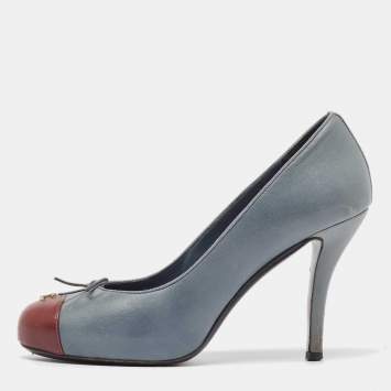 Pre Owned Chanel Grey/Burgundy Leather CC Cap-Toe Bow Pumps Size 38