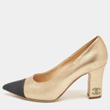 Pre Owned Chanel Gold/Black Leather and Fabric CC Pumps Size 38