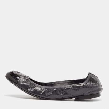 Pre Owned Chanel Grey/Black Patent Leather CC Scrunch Ballet Flats Size 42