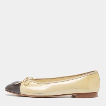 Pre Owned Chanel Beige/Black Patent Leather CC Ballet Flats Size 42